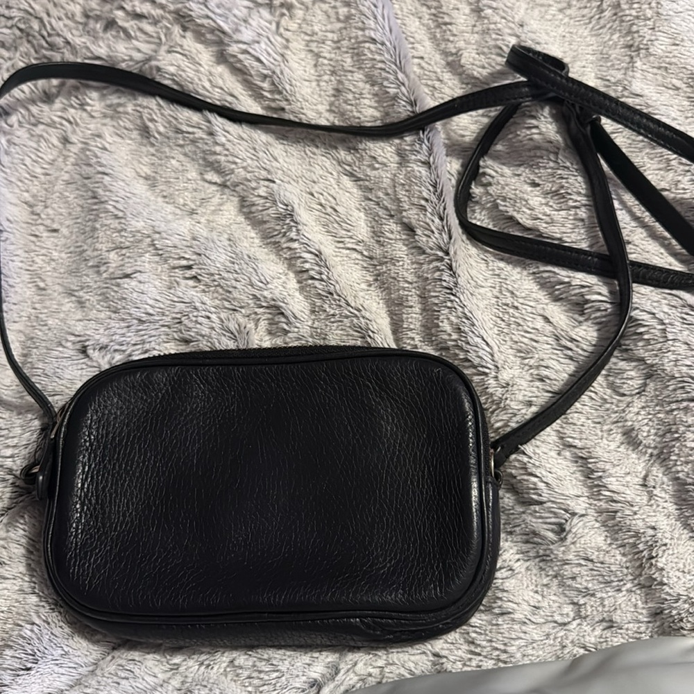 Coach Elegant Black Crossbody Bag - Picture 6 of 8
